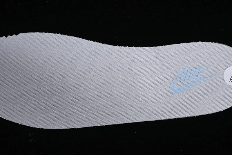 All categories Nk SB Dunk series Nk SB Dunk Low low-top sneakers Nk Dunk Low Frozen 2.0 SB low-top casual sneakers FZ3779-025